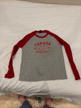 Canada Niagara Falls Long Sleeve Raglan Tee - Grey & Red